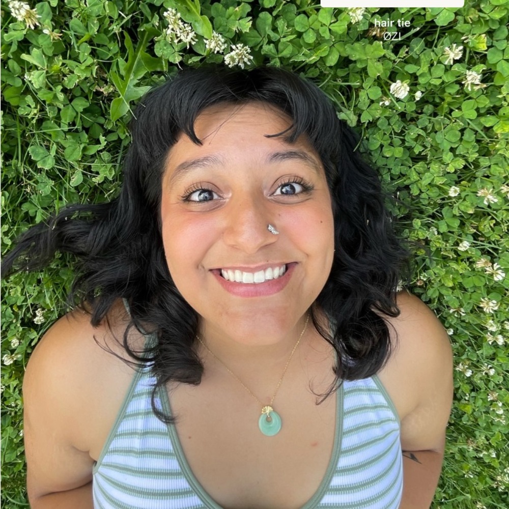 Meet your Posher, Angelie